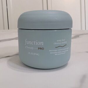 FUNCTION of Beauty Bond Repair Custom Conditioner Mask for Wavy, Damaged Hair